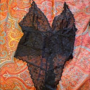 La vie en rose black lace body suit never worn